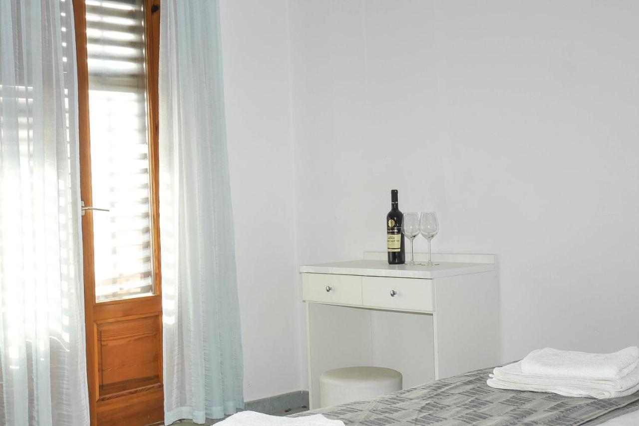 Apartments Beach Dugi Rat Ngoại thất bức ảnh
