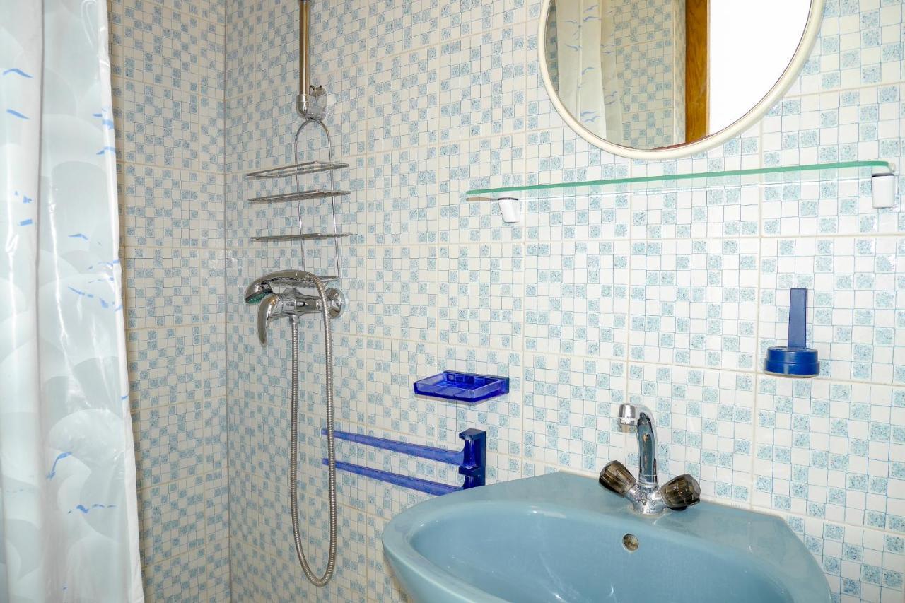 Apartments Beach Dugi Rat Ngoại thất bức ảnh
